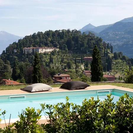 Mezzegra Sleeps 7 Pool Air Con Wifi *